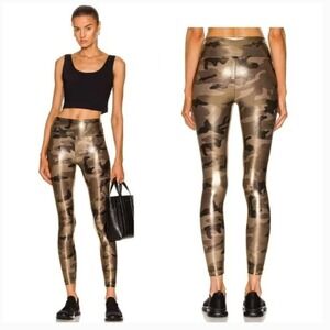 NWOT  KORAL Lustrous Max Glaze High Rise Legging in Camo Shimmer size Medium